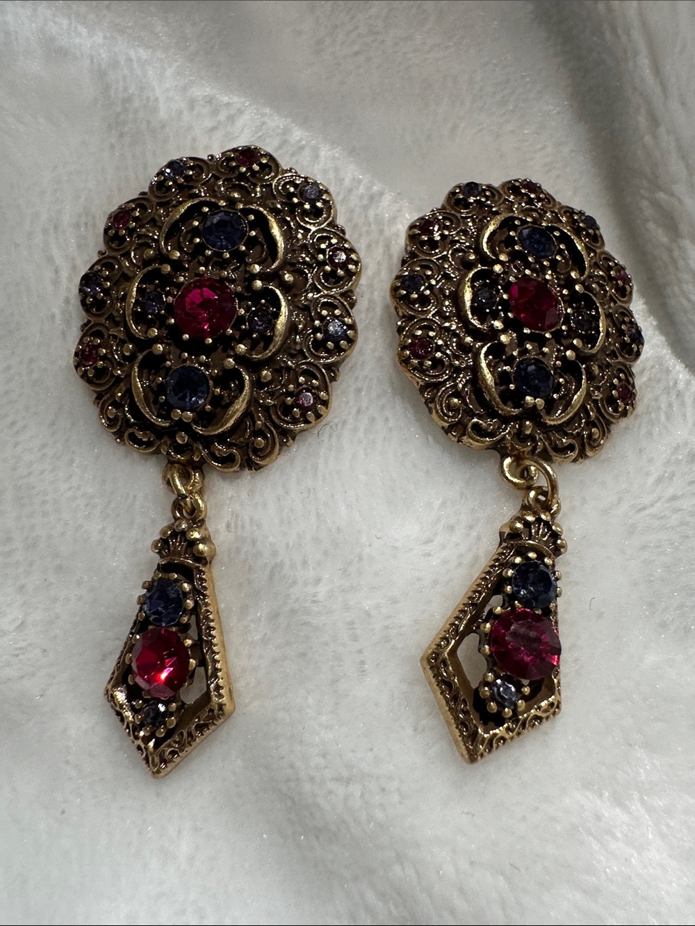 Vintage-Inspired Gold Drop Earrings with Pink and Blue Stones